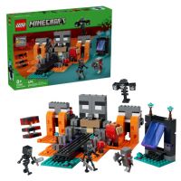 LEGO® Minecraft: Lupta cu Witherii (21590)