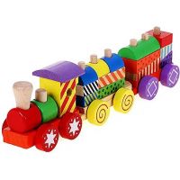 Tren de lemn colorat cu elemente de construcție