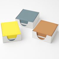 Bloc-notes cu foi lipite, disponibil în mai multe culori, 500 de foi, 8,5x8,5x4,5 cm - b/l/Bloc-notes-cu-foi-lipite-disponibil-in-mai-multe-culori-500-de-foi-8-5x8-5x4-5-cm-1.jpg