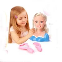Cap de păpușă cu păr blond lung în două rochii diferite cu accesorii - c/a/cap-de-papusa-cu-par-blond-lung-in-doua-rochii-diferite-cu-accesorii.jpg