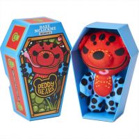 Deddy Bear Dace Mclickme în sicriu de pluș, seria a 5-a, 15 cm - d/e/Deddy-Bear-Dace-Mclickme-in-sicriu-de-plus-seria-a-5-a-15-cm-1.jpg