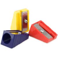 ICO: KUM ascuţitoare specială din plastic - k/u/kum-1lyuku-muanyag-hegyezo.jpg
