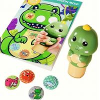 Luna: Set de 100 autocolante cu dinozauri, cu ștampilă cu dinozaur - l/u/Luna-Set-de-100-autocolante-cu-dinozauri-cu-stampila-cu-dinozaur-1.jpg