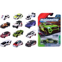 Majorette: Mașinuță de curse premium în mai multe variante, 1 bucată - Simba Toys - m/a/Majorette-Masinuta-de-curse-premium-in-mai-multe-variante-1-bucata--Simba-Toys-1.jpg