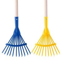 Mătură pentru frunze de grădină 80cm cu mâner lemn mai multe culori 1 bucată - Woodyland - m/a/matura-pentru-frunze-de-gradina-80cm-cu-maner-lemn-mai-multe-culori-1-bucata-woodyland.jpg