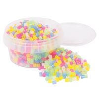 PlayBox: 1000 de mărgele MIDI de 5 mm, care se pot călca, în culori transparente deschise - p/l/PlayBox-1000-de-margele-MIDI-de-5-mm-care-se-pot-calca-in-culori-transparente-deschise-1.jpg