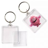 PlayBox: Breloc pătrat transparent 4x4cm 1buc - p/l/PlayBox-Breloc-patrat-transparent-4x4cm-1buc-1.jpg