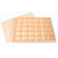 PlayBox: Cutie de depozitare din lemn cu capac cu închizătoare și 30 de compartimente. - p/l/PlayBox-Cutie-de-depozitare-din-lemn-cu-capac-cu-inchizatoare-si-30-de-compartimente--1.jpg
