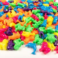 PlayBox: Set de mărgele colorate cu animale de diferite culori, pachet de 250 de bucăți. - p/l/PlayBox-Set-de-margele-colorate-cu-animale-de-diferite-culori-pachet-de-250-de-bucati--1.jpg
