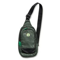 Rucsac școlar cu curea încrucișată cu emblema Fradi - r/u/Rucsac-scolar-cu-curea-incrucisata-cu-emblema-Fradi-1.jpg