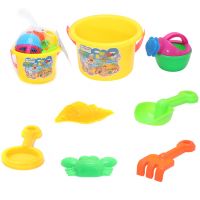 Set de nisip cu 7 piese cu găleată - s/e/Set-de-nisip-cu-7-piese-cu-galeata-1.jpg