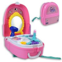 Set de frumusețe roz într-un rucsac cu machiaj, oglindă și accesorii - s/e/set-de-frumusete-roz-intr-un-rucsac-cu-machiaj-oglinda-si-accesorii.jpg
