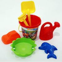 Set mic pentru nisip cu stropitoare (7 piese) - s/e/set-mic-pentru-nisip-cu-stropitoare-7-piese.jpg