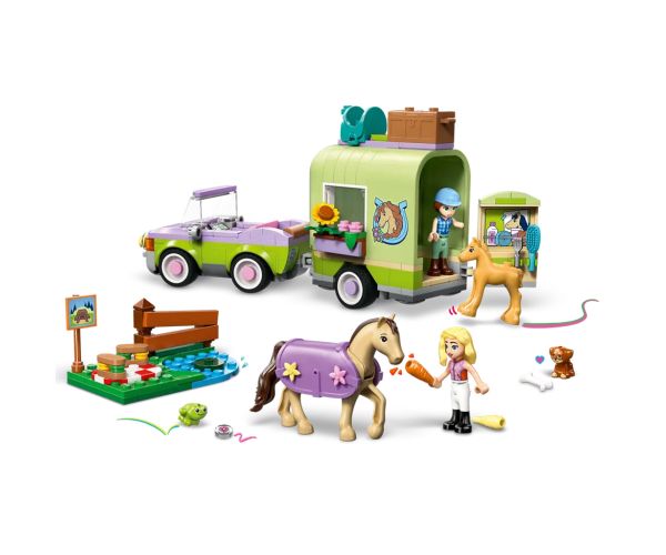 LEGO® Friends: Remorcă pentru cai și ponei (42695)