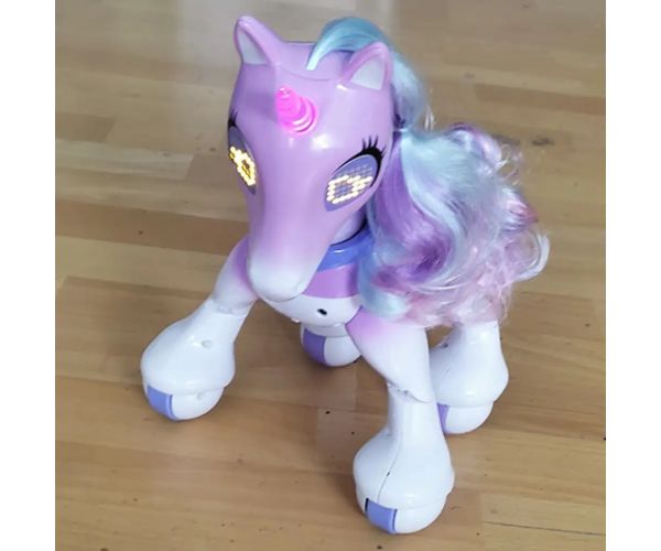 Unicorn minunat cu multe funcții