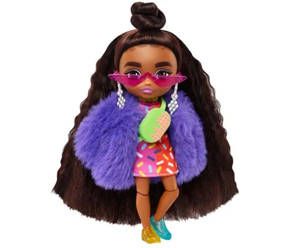 Barbie Extravagant mini păpușă cu pantofi speciali - Mattel