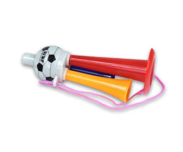 Trompetă care poate fi pusă în gât cu model minge de fotbal cu triplu claxon 13cm
