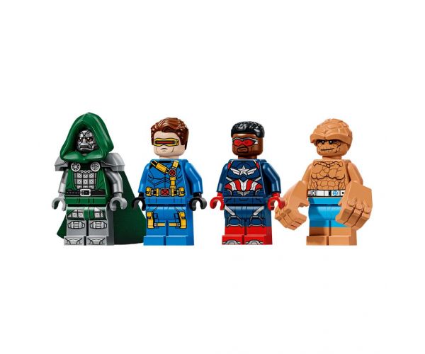 LEGO® Marvel: Răzbunătorii: Trezirea lui Doctor Doom Quinjet (76347)