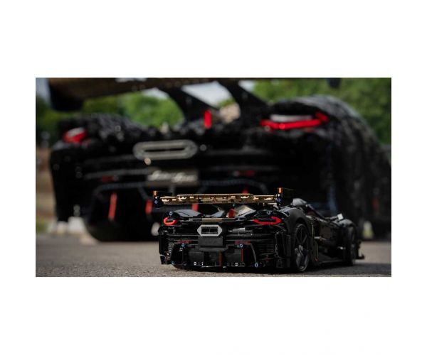 LEGO® Technic: Koenigsegg Sadairs Spear supercar (42232)