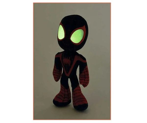 Marvel: Amazing Friends - Spider-Man Miles Morales pluș cu ochi care strălucesc în întuneric 25 cm