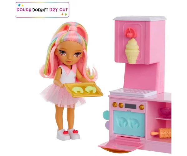 Rainbow High: Set de joacă Cofetărie cu păpușa Kandy Hart