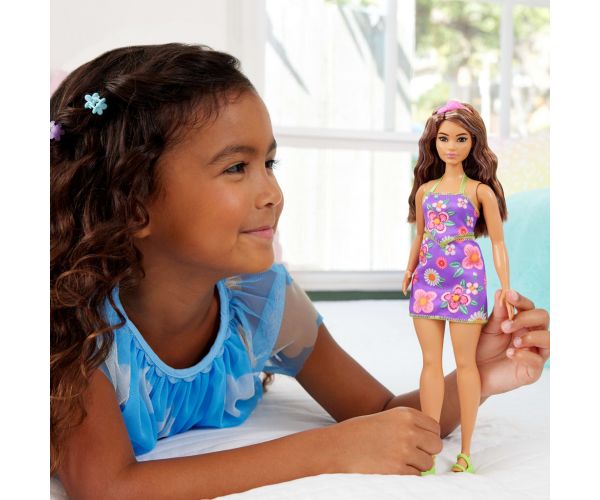 Barbie: Fashionista Prietene cu rochii florale și părul violet – Mattel