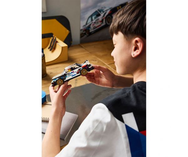 LEGO® Speed Champions: BMW M3 (E30) (77263)