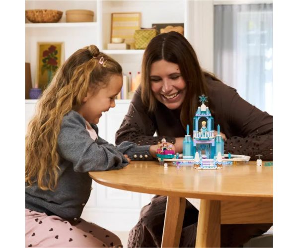 LEGO® Disney: Castelul de gheață al Elsei și aventurile ei cu sania (43281)