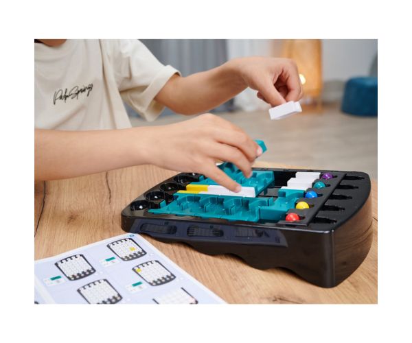 IQ Track joc de conducere a bilelor logice - Noris