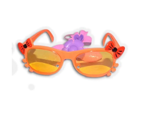 Vouge Girl - Set de frumusețe roz cu ondulator, ochelari de soare și accesorii