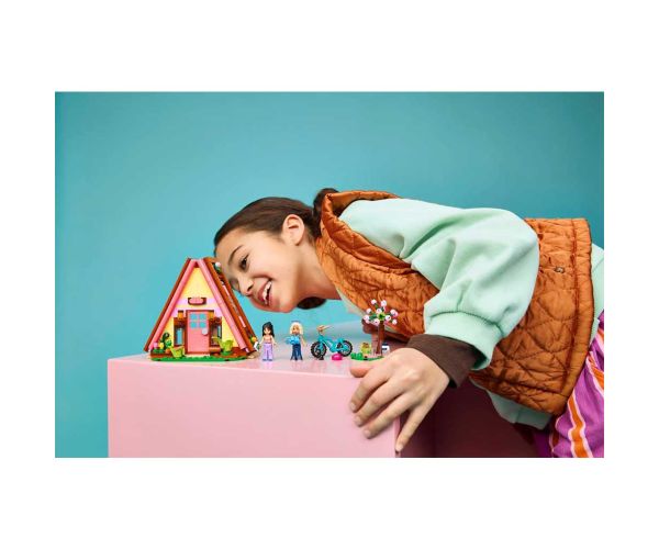 LEGO® Friends: Cabană de glamping (42682)