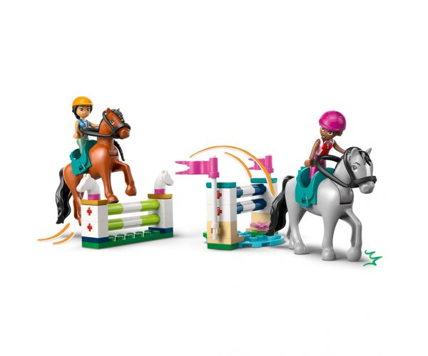 LEGO® Friends: Centru de echitație și școală de călărie (42688)