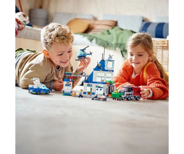 LEGO® City: Police Station (60316)