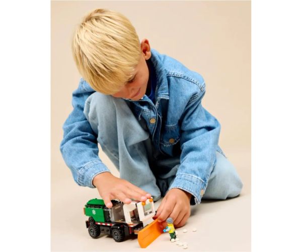 LEGO® City: Îndărătnic de zăpadă (60490)