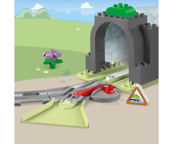 LEGO® DUPLO®: Set de accesorii pentru tunel și șine de tren (10425)