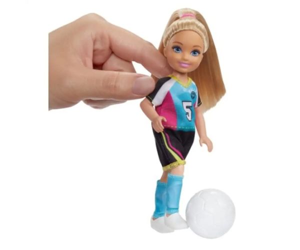 Barbie Dreamhouse Adventures: Chelsea set de joacă fotbal - Mattel
