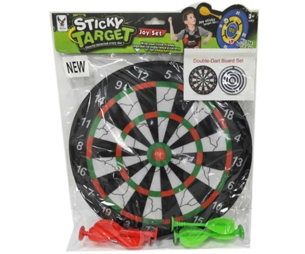 Darts jucărie.