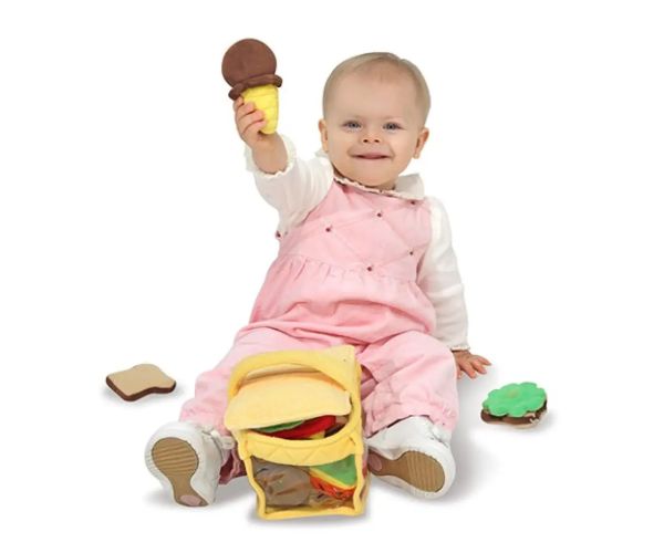 Coș de picnic pluș set de 9 bucăți - Melissa & Doug