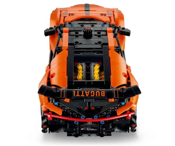 LEGO® Technic: Bugatti Chiron Pur Sport hiperautomobil (42222)