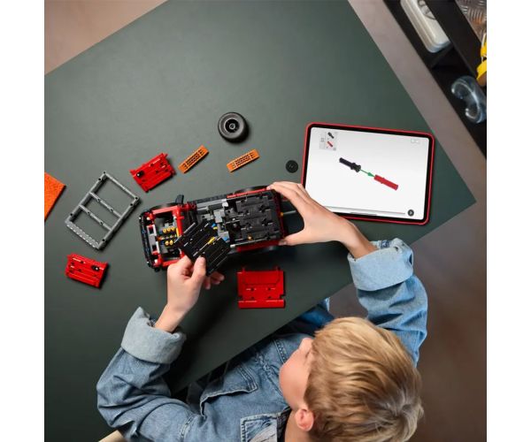 LEGO® Technic: Ford Bronco® SUV (42213)