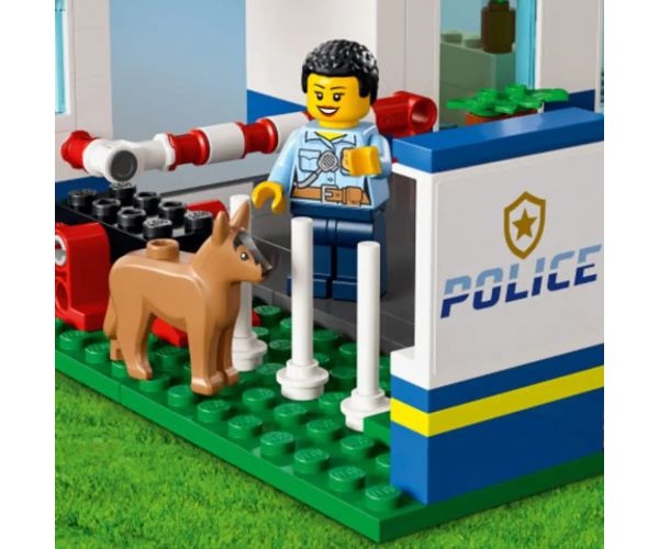 LEGO® City: Police Station (60316)