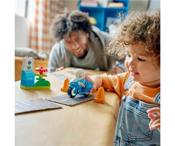 LEGO® DUPLO®: Motocicletă de poliție albastră (10471)