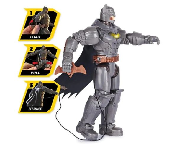 DC Comics: Battle Strike Batman figurină cu sunete 30cm - Spin Master