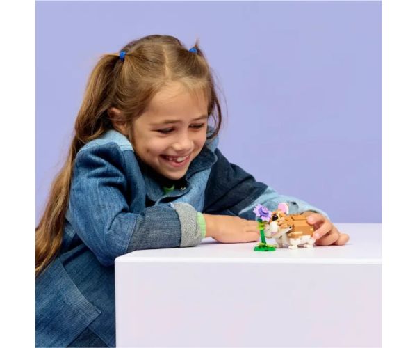 LEGO® Creator: Hamster drăguț cu o floare (31376)