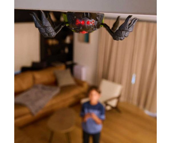 HexBots: Păianjen cu telecomandă care se cațără pe pereți - Spin Master