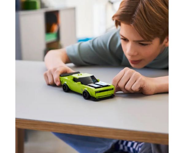 LEGO® Speed Champions: Dodge Challenger SRT Hellcat mașină sport (77237)