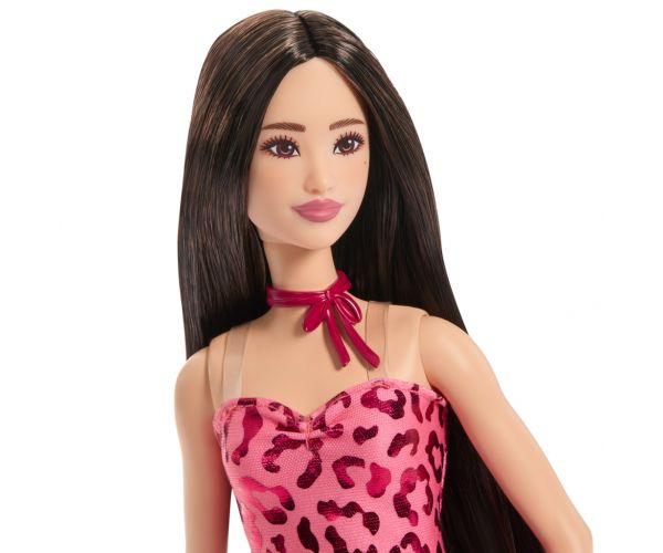 Barbie: Fashionista Prietene cu păr brunet, păpușă de modă stilată în rochie cu model de leopard – Mattel