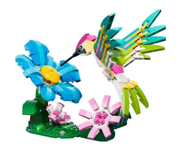 LEGO® Creator: Animale sălbatice: Colibri colorat (31384)
