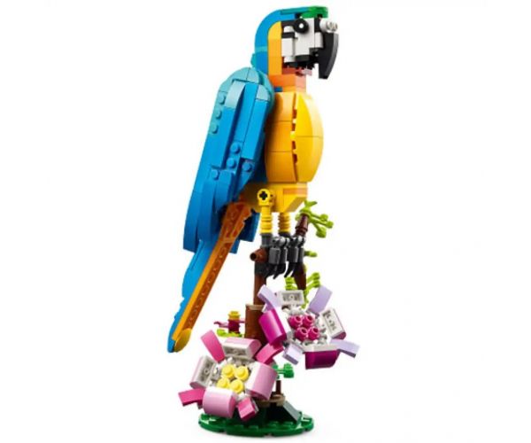 LEGO® Creator: Papagal exotic 3 în 1 (31136)