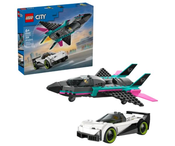 LEGO® City: Avion vs. mașină (60489)